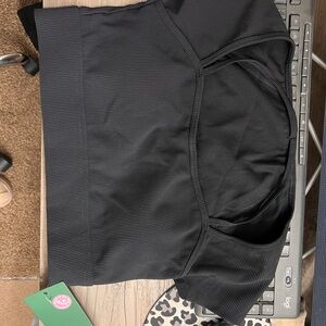 HALARA Black Ribbed Women's Top